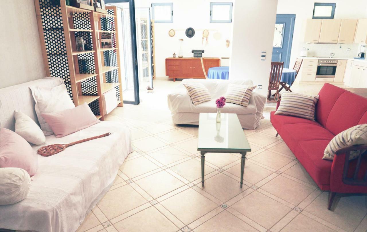 Blueline Guesthouse Agios Dimitrios  외부 사진