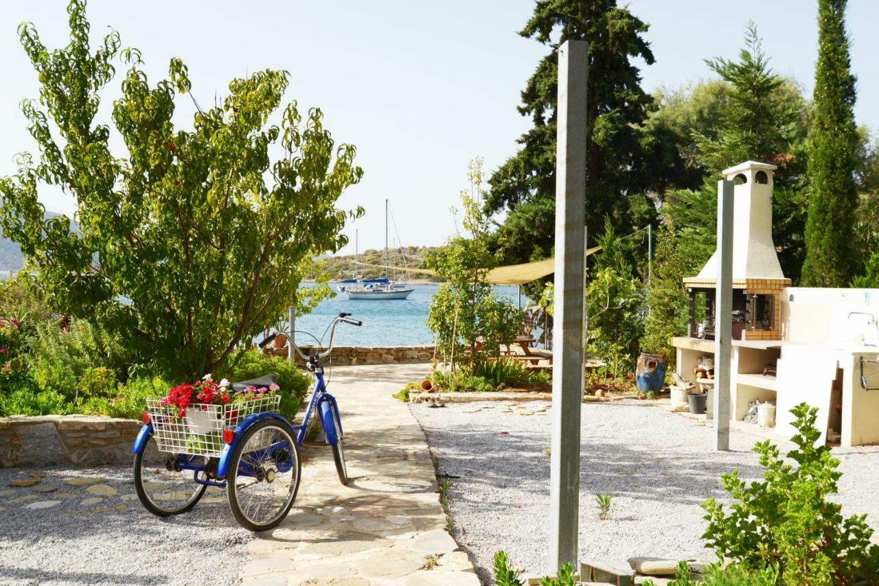 Blueline Guesthouse Agios Dimitrios  외부 사진