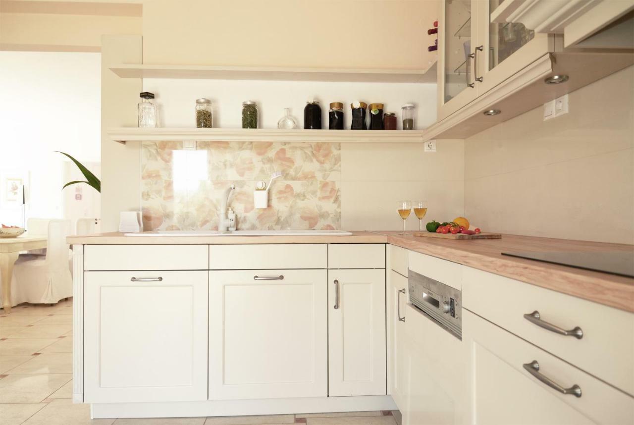 Blueline Guesthouse Agios Dimitrios  외부 사진