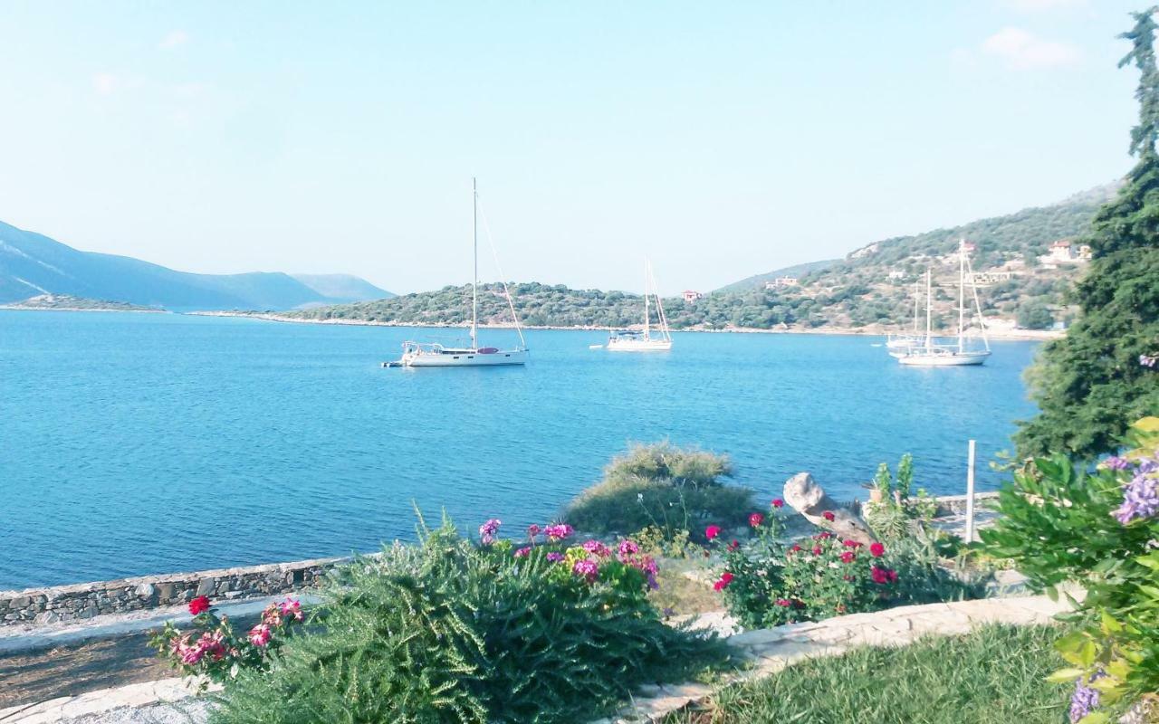 Blueline Guesthouse Agios Dimitrios  외부 사진